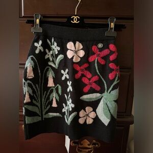 NWT Chanel 21A Cashmere Skirt